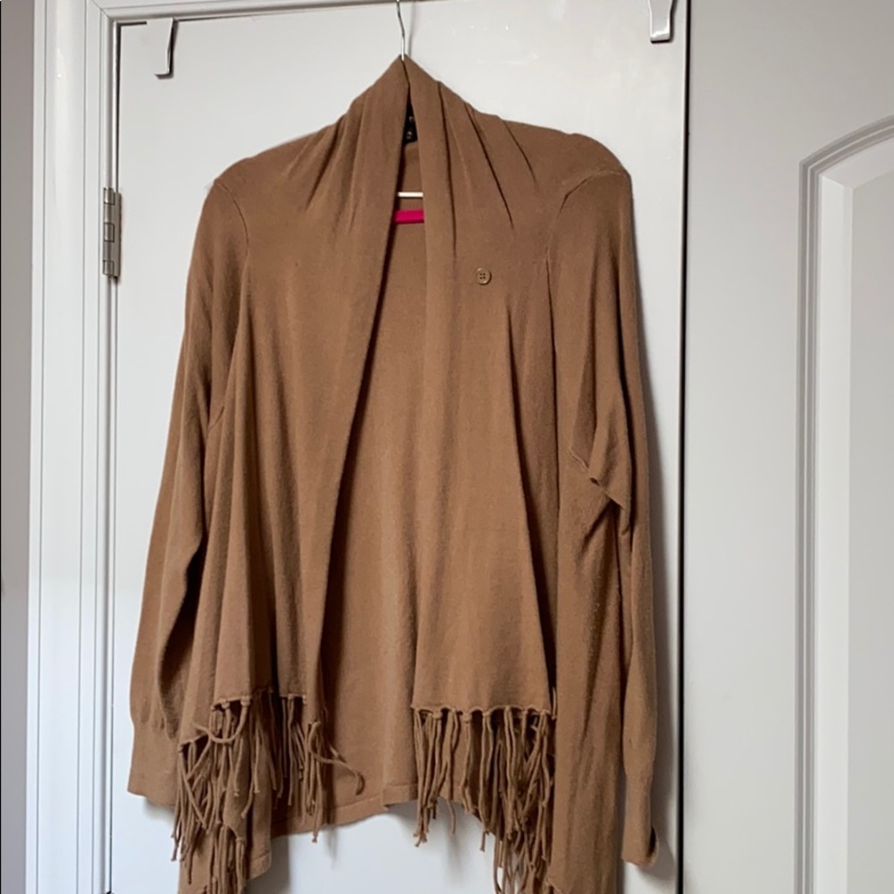 Tan like new convertible sweater
